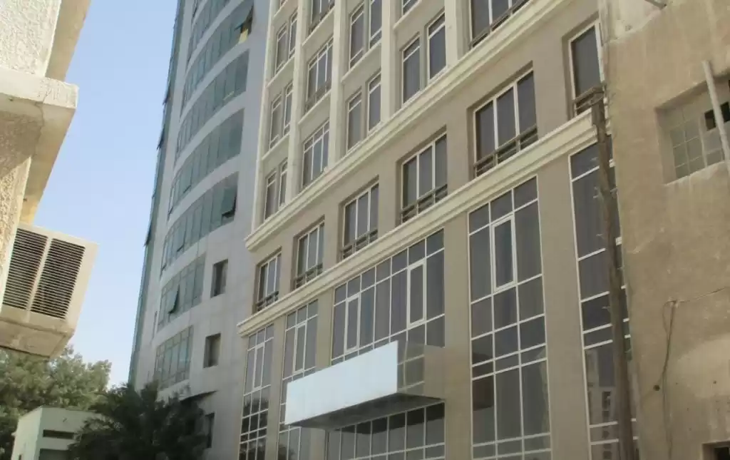 Résidentiel Propriété prête 1 chambre S / F Appartement  a louer au Al-Sadd , Doha #9317 - 1  image 
